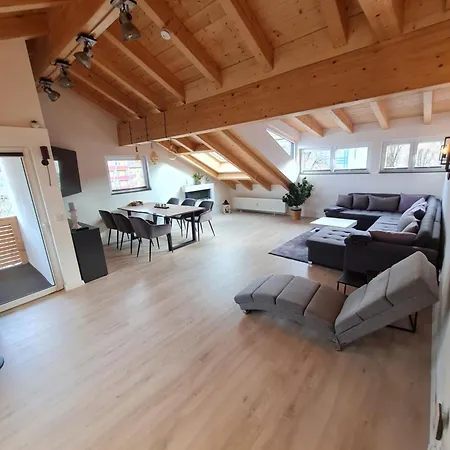 Bergkristall Apartmán *